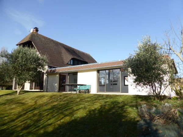 Acquigny (27400) Maison familiale 140 m2