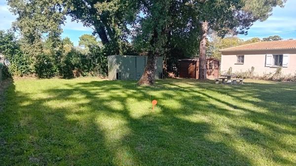 Terrain constructible de 558 m² Secteur Chatenet Saint Palais sur Mer