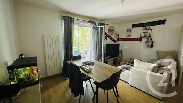 Appartement F2 à vendre  2 pièces - 47,98 m 2   LANGON  - 33