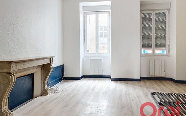 Immeuble à vendre    8 pièces •  Montluçon