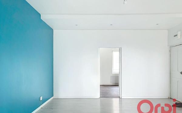 Immeuble à vendre    8 pièces •  Montluçon