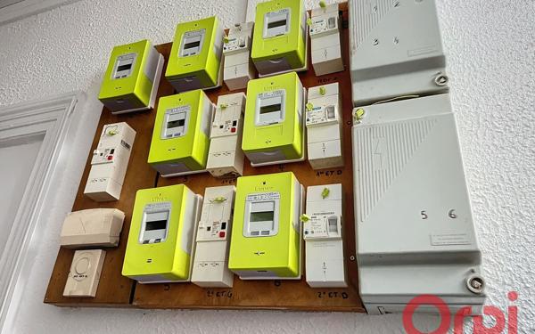 Immeuble à vendre    8 pièces •  Montluçon