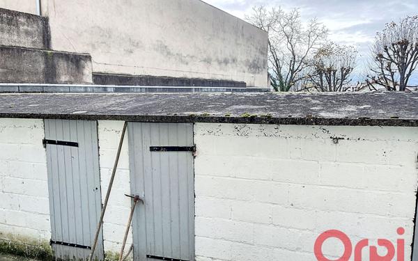 Immeuble à vendre    8 pièces •  Montluçon