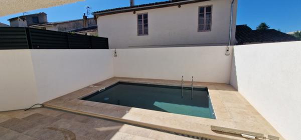 Appartement meublé neuf 3 chambres terrasses et piscine