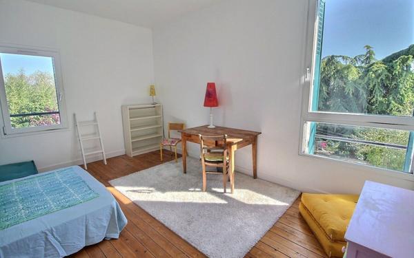 Maison à vendre    9 pièces •  Le Perreux-sur-Marne