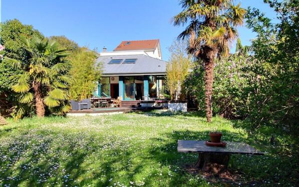 Maison à vendre    9 pièces •  Le Perreux-sur-Marne