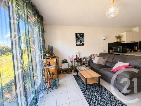Appartement F3 à vendre  3 pièces - 65,28 m 2   STE RADEGONDE  - 12