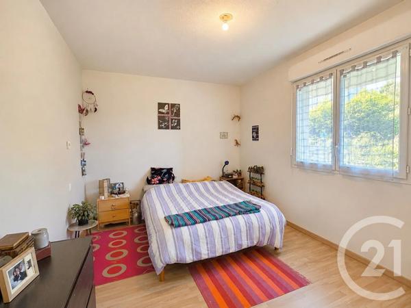 Appartement F3 à vendre  3 pièces - 65,28 m 2   STE RADEGONDE  - 12