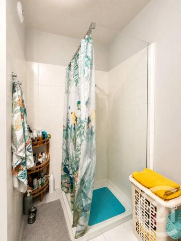Appartement F3 à vendre  3 pièces - 65,28 m 2   STE RADEGONDE  - 12