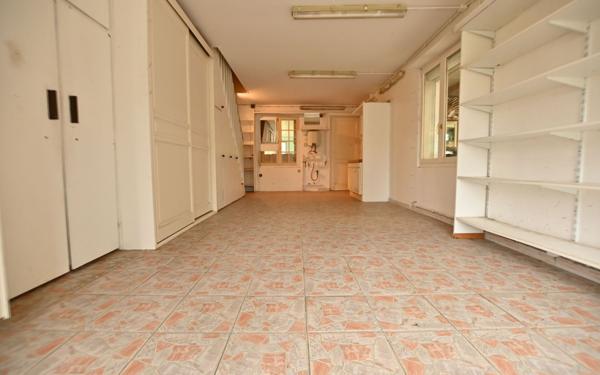 Maison à vendre    4 pièces • 142 m2 Rue