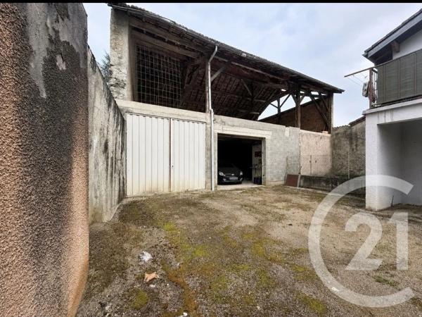 Maison à vendre  2 pièces - 300 m 2   ST GIRONS  - 09