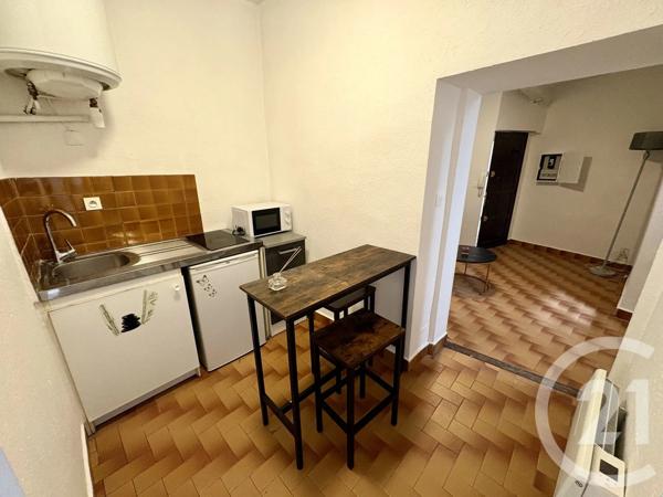 Appartement F1 à vendre  1 pièce - 22,20 m 2   NIMES  - 30