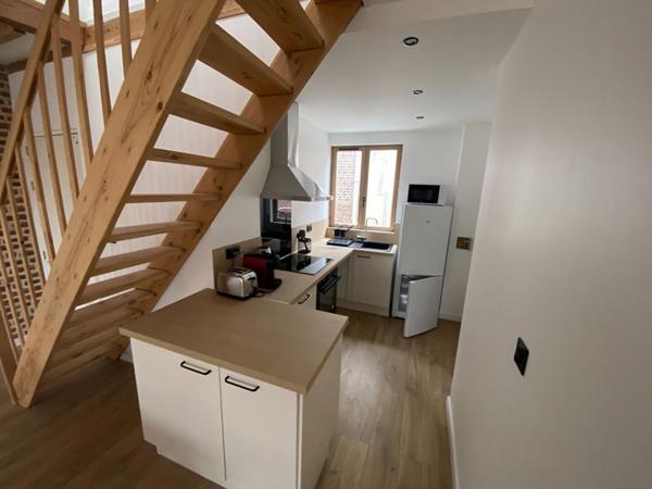 A LOUER : T1 à LILLE • • 1 325 € CC • Réf. G681-03