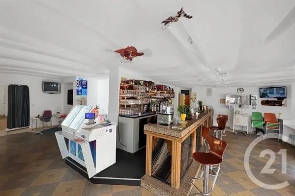 Immeuble à vendre  202 m 2   CUGNAUX  - 31