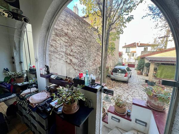 Maison Houilles 6 pièce(s) 107 m2 €680 000 ** - Référence 904