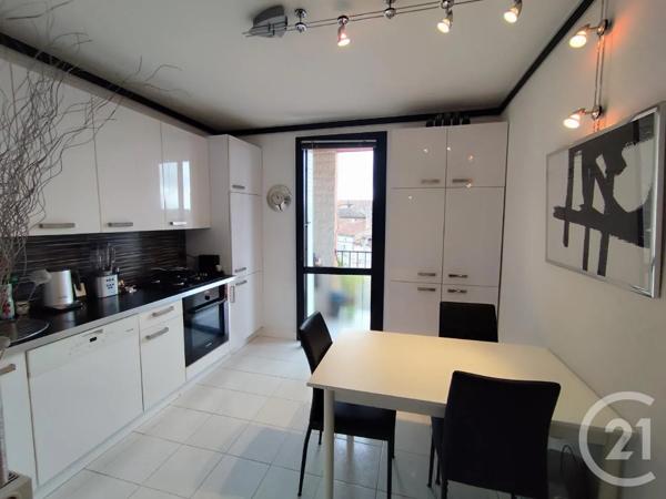 Appartement F5 à vendre  5 pièces - 94,94 m 2   CASTRES  - 81