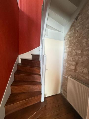 IMMEUBLE SUR LE PLATEAU D'ANGOULÊME