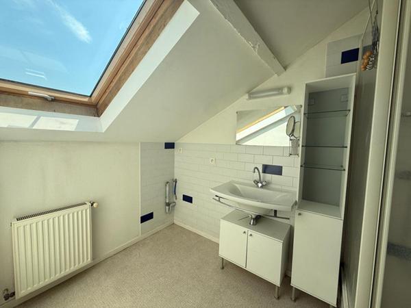 IMMEUBLE SUR LE PLATEAU D'ANGOULÊME
