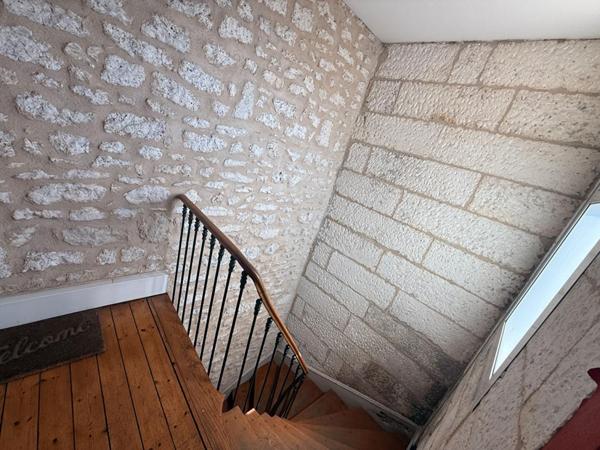 IMMEUBLE SUR LE PLATEAU D'ANGOULÊME