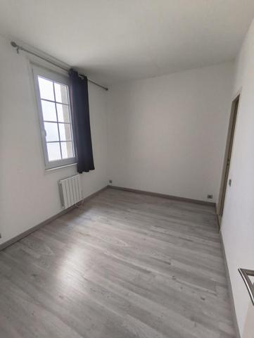 AU COEUR DU CENTRE HISTORIQUE T2 AVEC SUPERBE VUE