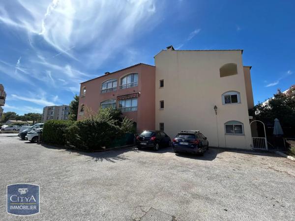 Appartement à louer 1 pièce 22.08m² Saint-Mandrier-sur-Mer (83430)