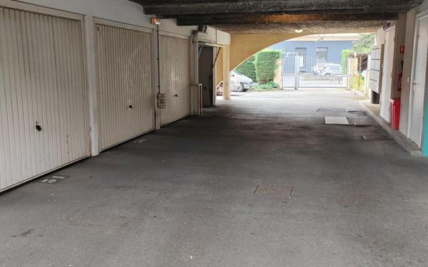 Stationnement à vendre    13 m2 Toulouse