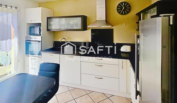 Maison de plain-pied T4/5 avec piscine