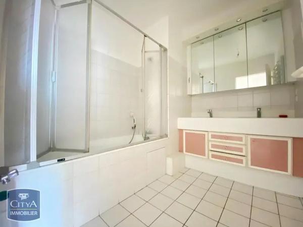 Appartement à louer 3 pièces 60.11m²