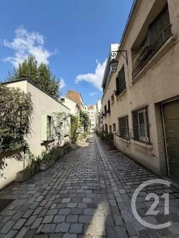 Immeuble à vendre  140,06 m2 PARIS - 75012
