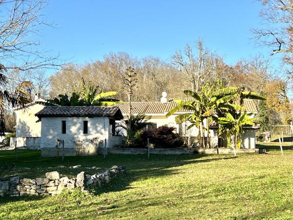 Plain-pied moderne avec piscine et dépendances