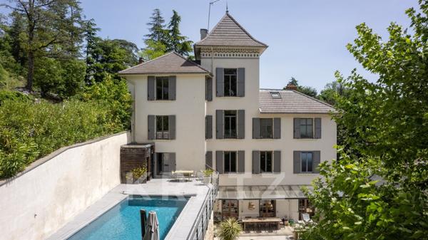 Maison de maître dans un écrin de charme et d'histoire