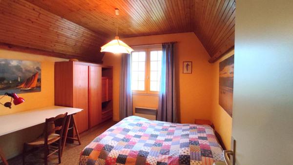 BELLE  MAISON SUR SOUS SOL