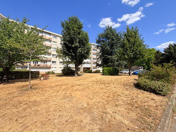 Appartement F1 à vendre à Rosny Sous Bois, 10000 rosiers