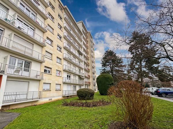 Appartement F1 à vendre à Rosny Sous Bois, 10000 rosiers