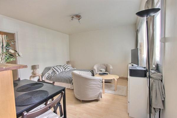 Asnières Sur Seine - Studio 27,75 m2 avec cave