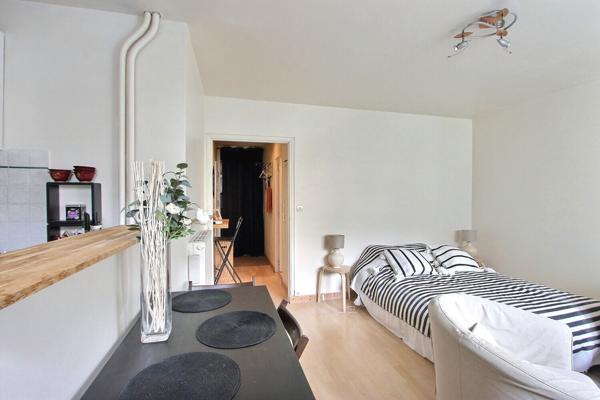 Asnières Sur Seine - Studio 27,75 m2 avec cave