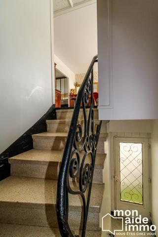 Maison de ville 3 chambres et son local professionnel