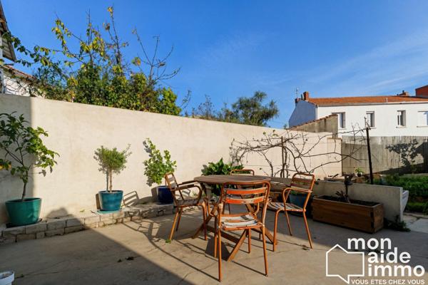 Maison de ville 3 chambres et son local professionnel