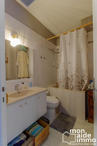 Maison de ville 3 chambres et son local professionnel