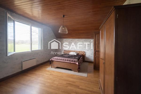 Volumes, sérénité et proximité des commodités : l'équilibre parfait.