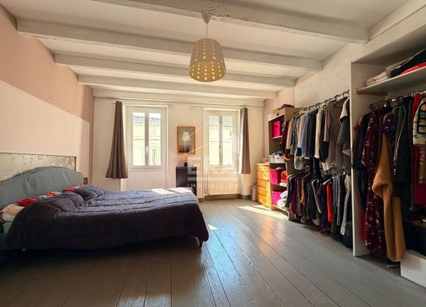 Maison à vendre - 16120 - Chateauneuf Sur Charente 4 chambres -140 m2 - jardin