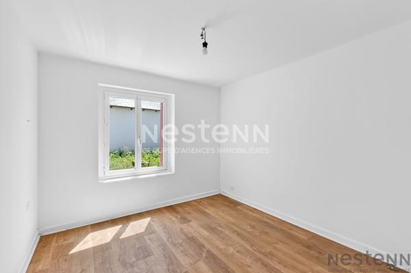 À vendre - Charmante longère en pierre à Plérin
