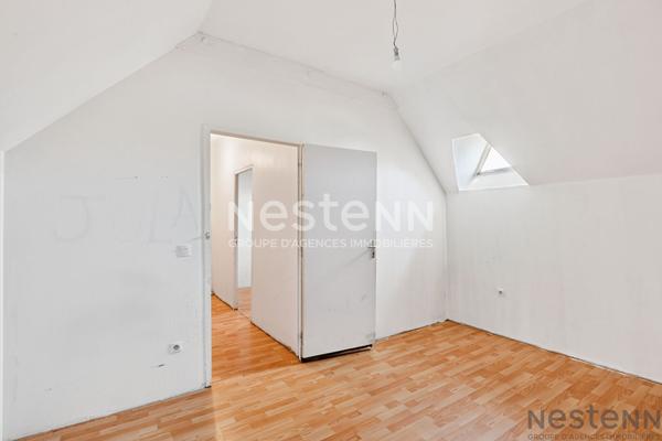 À vendre - Charmante longère en pierre à Plérin