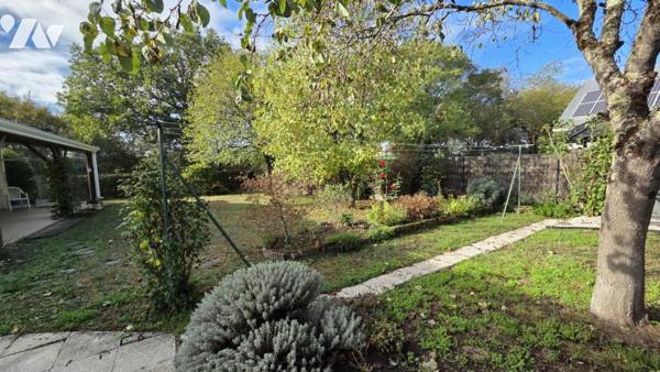 ANCENIS-SAINT-GÉRÉON – MAISON FAMILIALE DE 133 M² AVEC GARAGE ET JARDIN