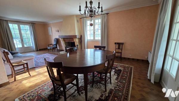 ANCENIS-SAINT-GÉRÉON – MAISON FAMILIALE DE 133 M² AVEC GARAGE ET JARDIN