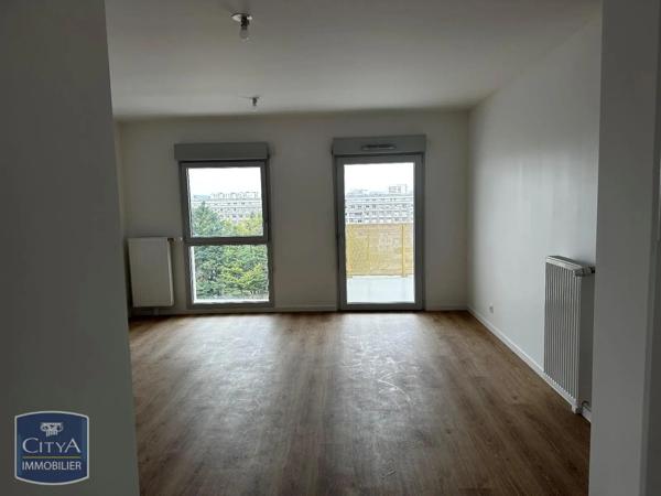 Appartement à louer 4 pièces 78.56m² Reims (51100)