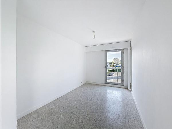 Appartement à Meaux - secteur Louis Braille - 4 pièces - 3 chambres - proche gare de Meaux - avec cellier et place de parking