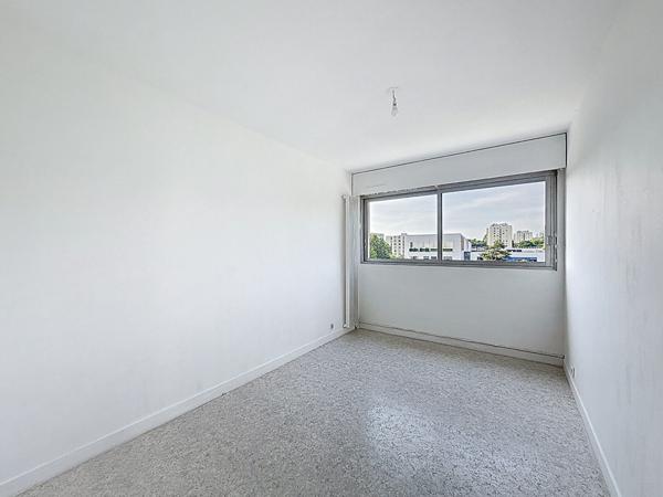 Appartement à Meaux - secteur Louis Braille - 4 pièces - 3 chambres - proche gare de Meaux - avec cellier et place de parking