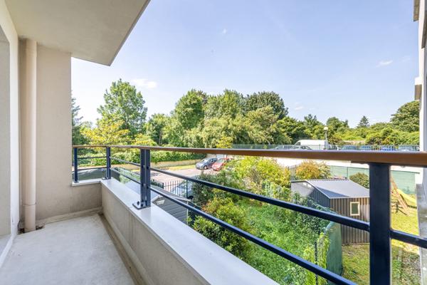 MAGNIFIQUE F2 AVEC BALCON !