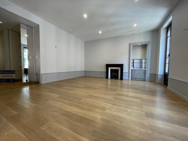 Appartement à louer à Chambéry en Savoie (73000), ref : 73007-144